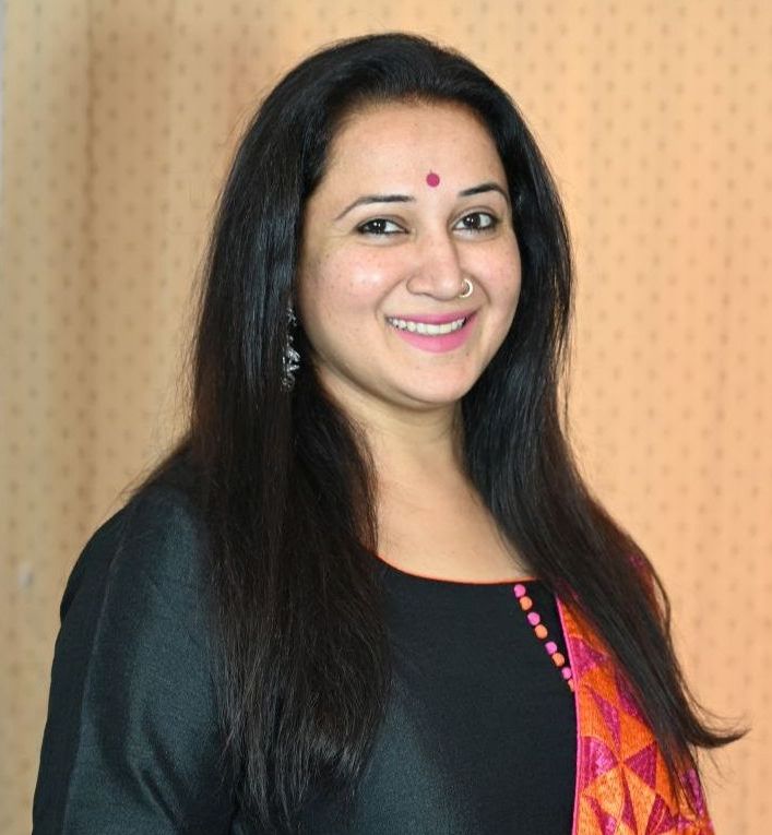 How to minimise and treat skin discoloration in monsoon