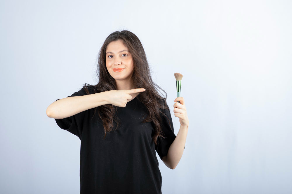 Discover the Incredible Benefits of Clove for Hair and Teeth!