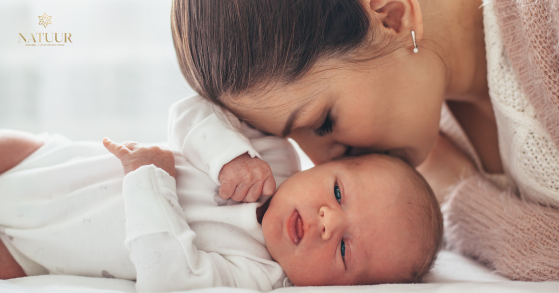 Understanding Skin Stretching During Pregnancy & Natural Ways To Reduce Stretch Marks