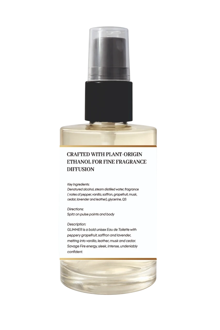 Natuur.in Glimmer unisex eau de toilette spray bottle with minimalist label on a white background